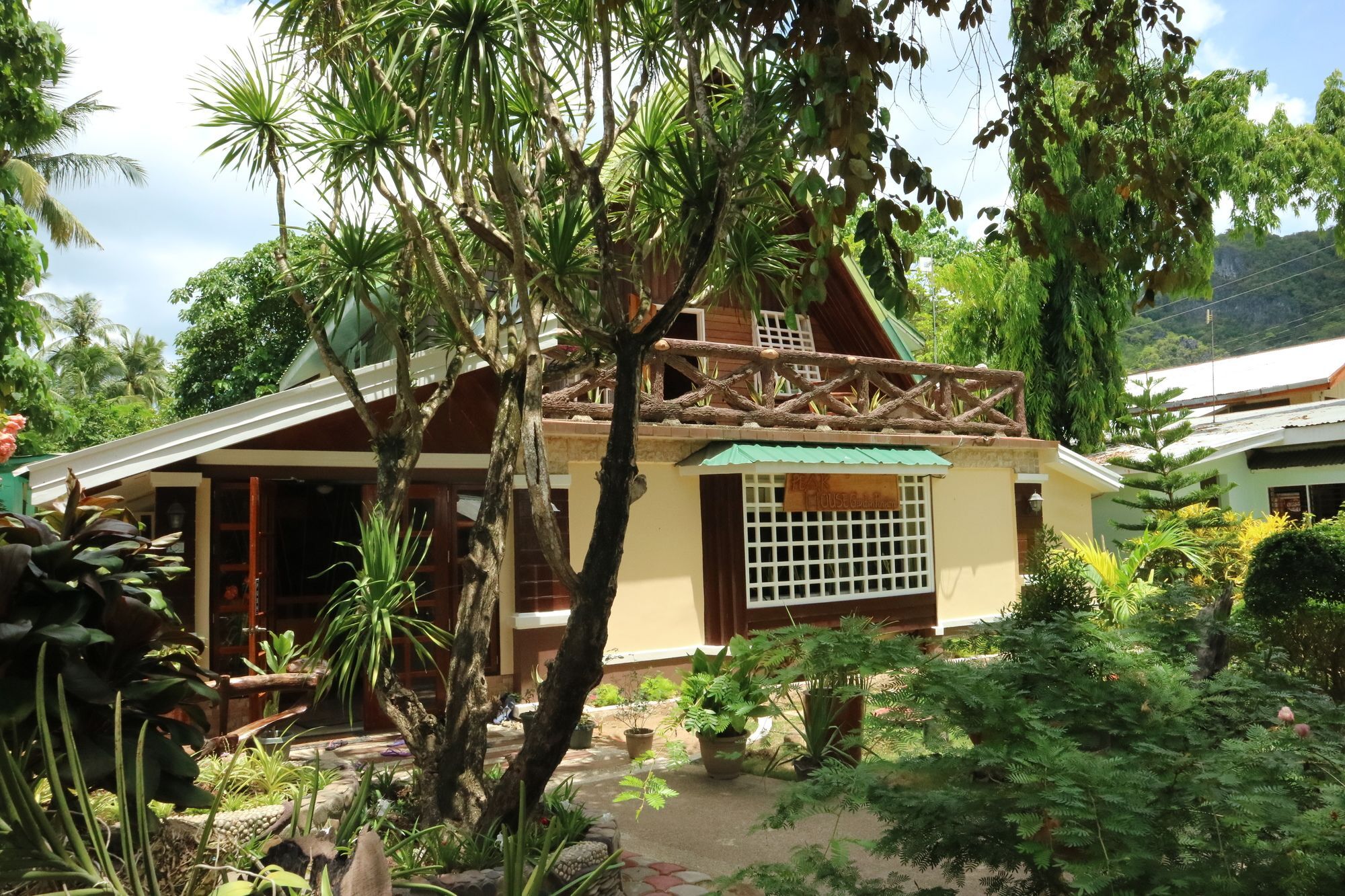 Peak House Garden Pension El Nido Εξωτερικό φωτογραφία
